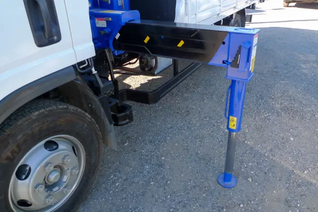 いすゞ エルフ TPG-NPR85N(2WD)の写真12