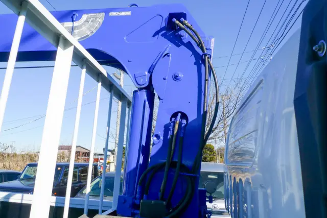 いすゞ エルフ TPG-NPR85N(2WD)の写真15