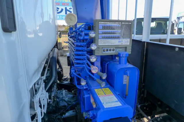 いすゞ エルフ TPG-NPR85N(2WD)の写真16