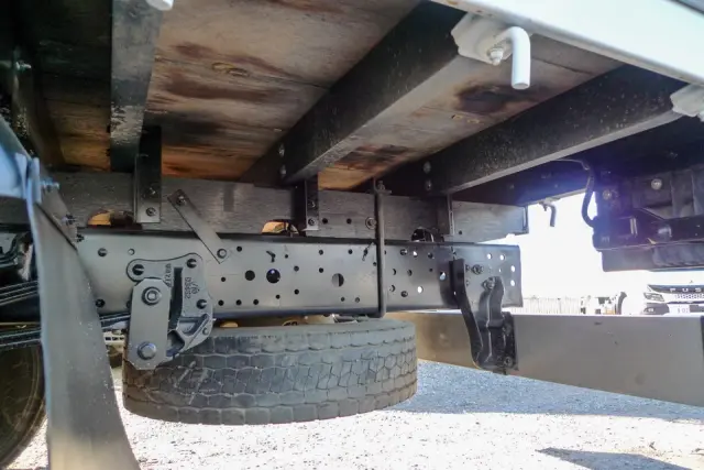 いすゞ エルフ TPG-NPR85N(2WD)の写真24