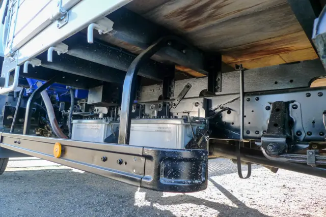 いすゞ エルフ TPG-NPR85N(2WD)の写真25