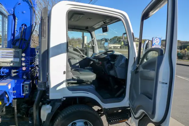 いすゞ エルフ TPG-NPR85N(2WD)の写真28