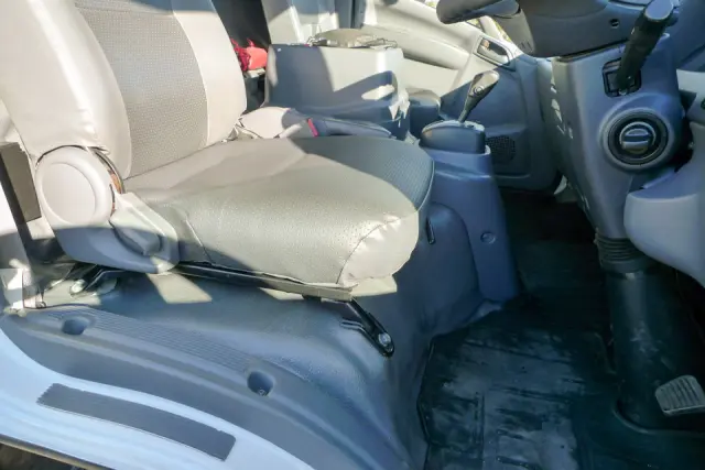 いすゞ エルフ TPG-NPR85N(2WD)の写真30