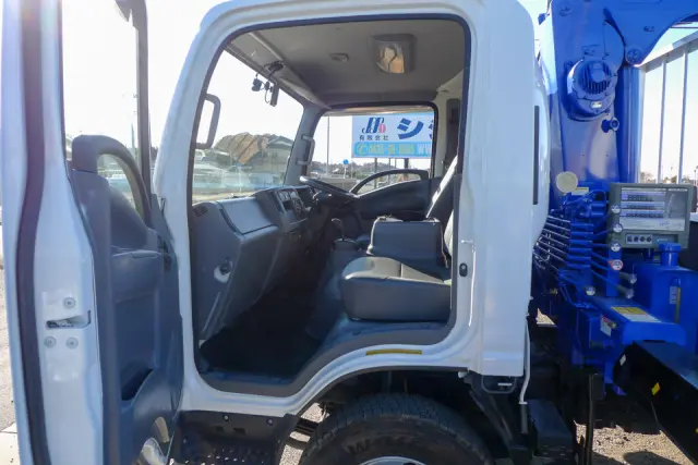 いすゞ エルフ TPG-NPR85N(2WD)の写真36