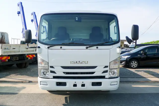 いすゞ エルフ 2RG-NPR88YN(2WD)の写真2