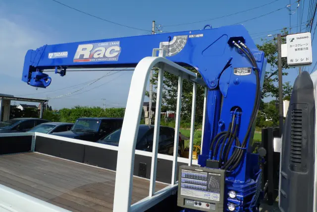 いすゞ エルフ 2RG-NPR88YN(2WD)の写真14