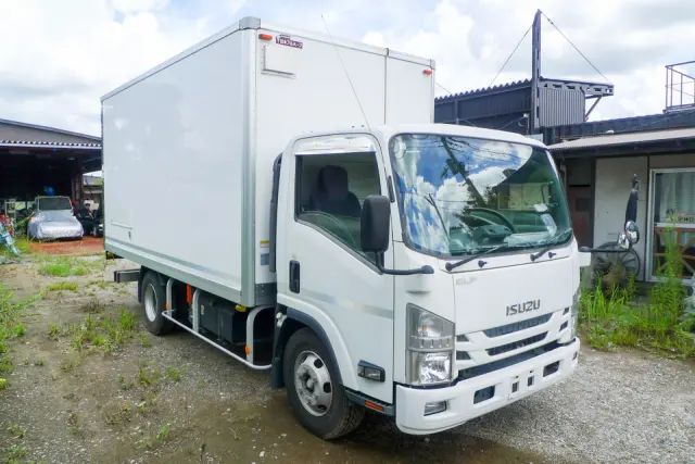 いすゞ エルフ 2RG-NPR88YN(2WD)の写真2