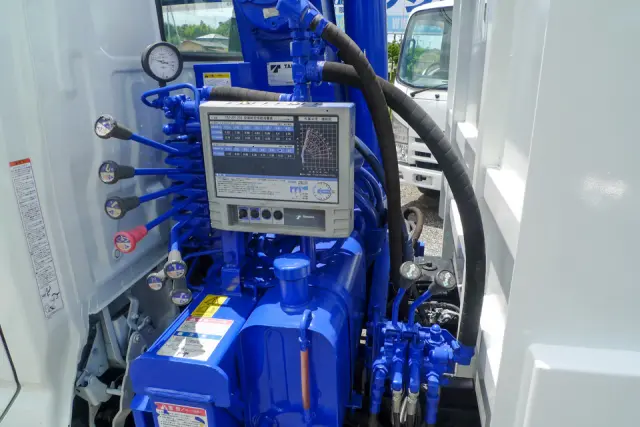 日野 デュトロ TKG-XZU620T(2WD)の写真25