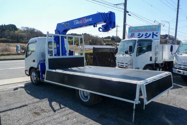 日野 デュトロ TKG-XZU695M(4WD)の写真9