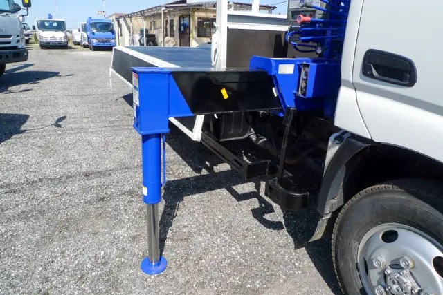 日野 デュトロ TKG-XZU695M(4WD)の写真12