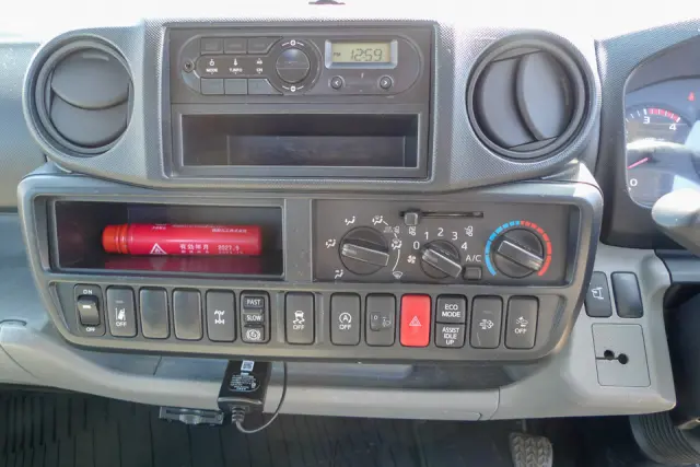 日野 デュトロ TKG-XZU695M(4WD)の写真31