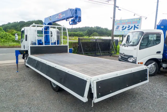 いすゞ エルフ SKG-NPR85AR(2WD)の写真7