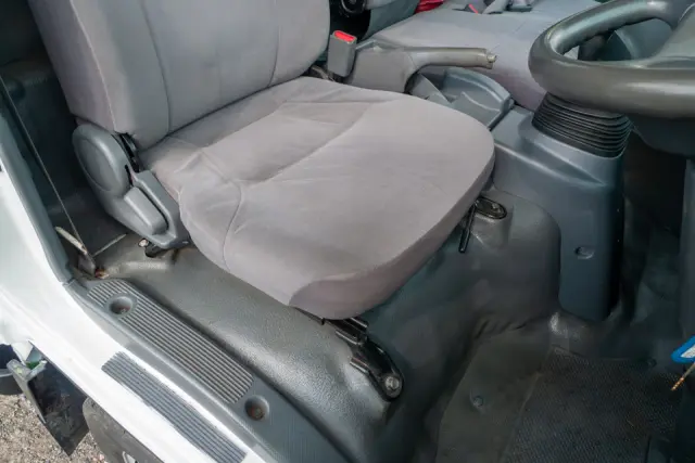 いすゞ エルフ SKG-NPR85AR(2WD)の写真35