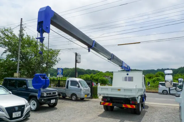 いすゞ エルフ TKG-NMR85N(2WD)の写真8