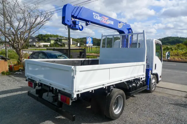 いすゞ エルフ NMR85-7026333(2WD)の写真4