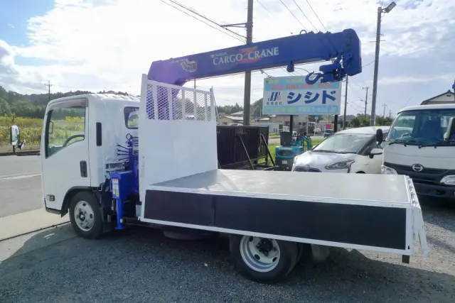 いすゞ エルフ NMR85-7026333(2WD)の写真9