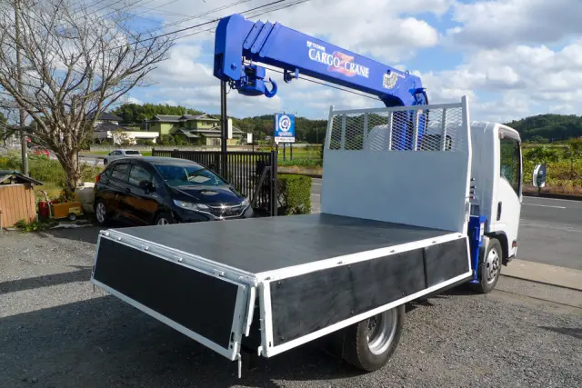 いすゞ エルフ NMR85-7026333(2WD)の写真10