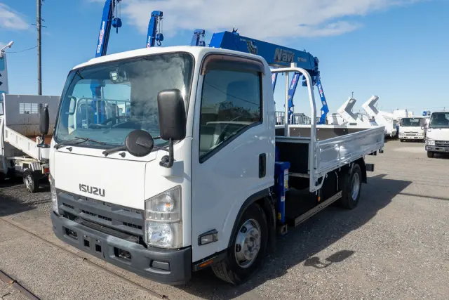 いすゞ エルフ SKG-NPR85YN(2WD)の写真1