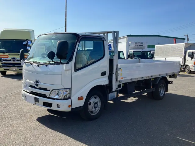 日野 デュトロ 2RG-XZU655M(2WD)の写真1