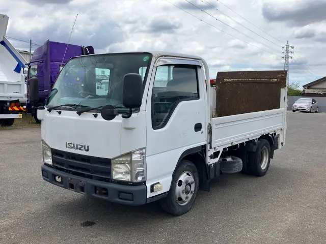 いすゞ エルフ BKG-NJR85A(2WD)の写真1