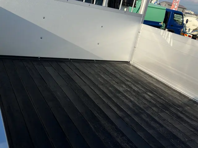 三菱 ファイター 2KG-FK65F(2WD)の写真9