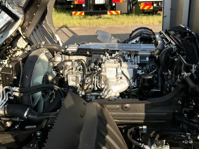 三菱 ファイター 2KG-FK65F(2WD)の写真15