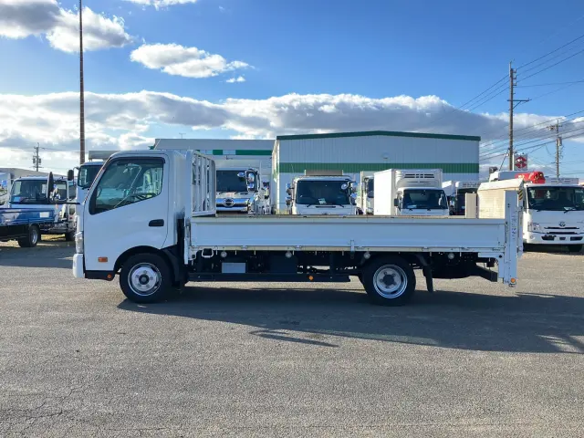 トヨタ ダイナ 2RG-XZU710(2WD)の写真5