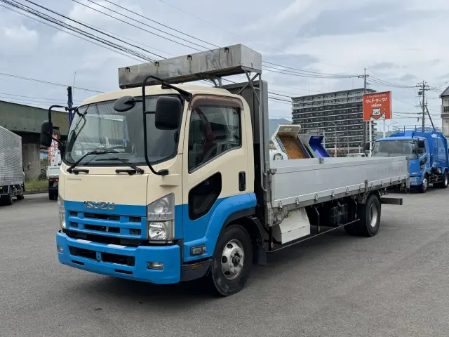 いすゞ フォワード TKG-FRR90S1(2WD)の写真1
