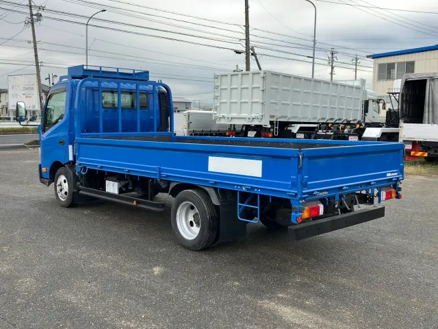 トヨタ ダイナ 2RG-XZC710(2WD)の写真4