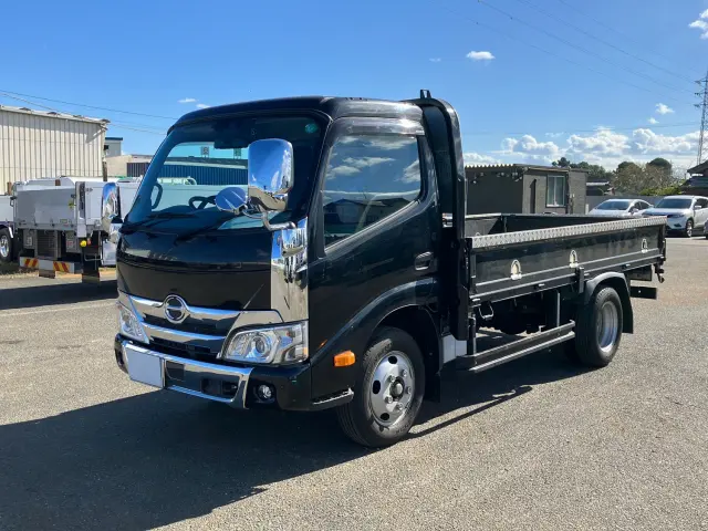 日野 デュトロ 2RG-XZU645M(2WD)の写真1