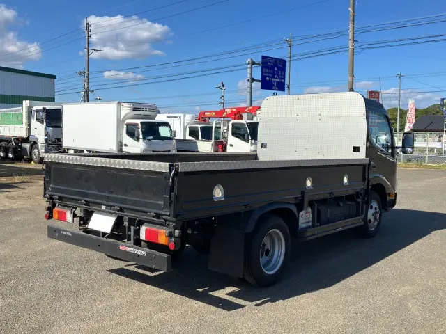 日野 デュトロ 2RG-XZU645M(2WD)の写真3