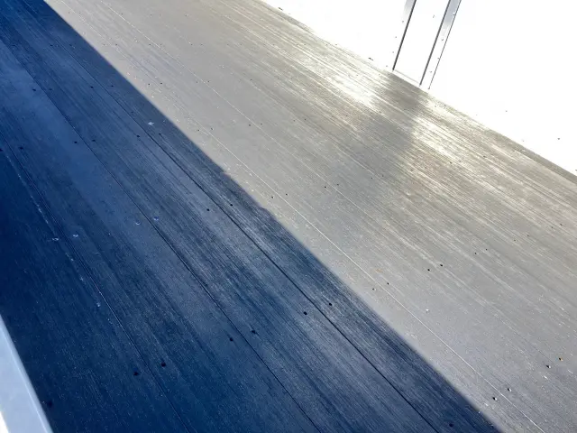 いすゞ フォワード 2RG-FTR90V4(2WD)の写真10