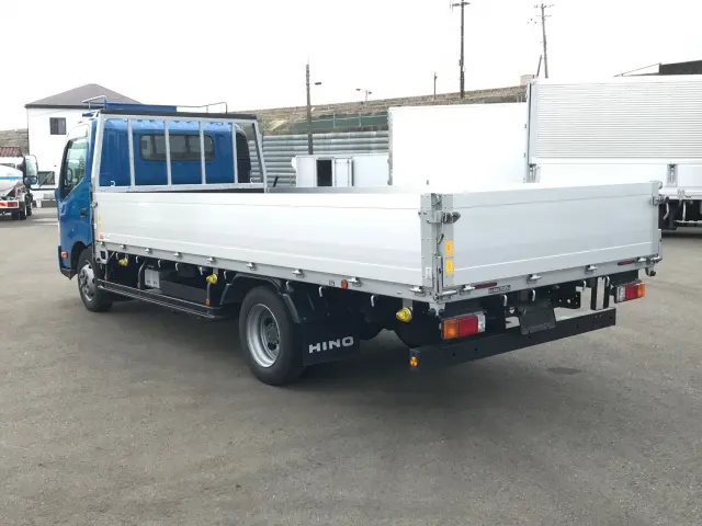 日野 デュトロ 2RG-XZU722M(2WD)の写真4