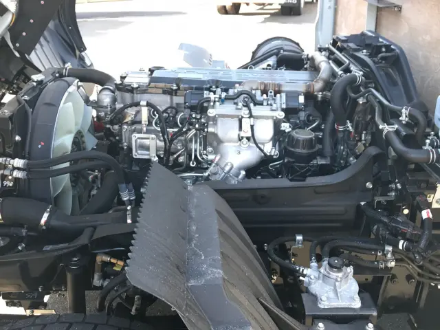 三菱 ファイター 2KG-FK62F(2WD)の写真15