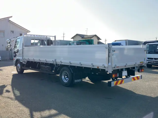 三菱 ファイター 2KG-FK65F(2WD)の写真4