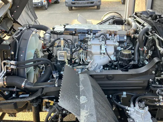 三菱 ファイター 2KG-FK65F(2WD)の写真15