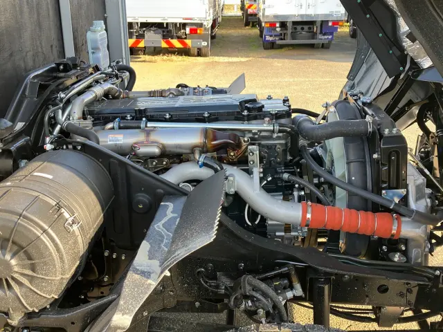 三菱 ファイター 2KG-FK65F(2WD)の写真16