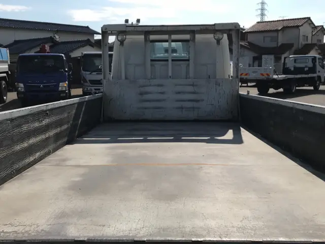 三菱 キャンター TPG-FEA50(2WD)の写真8