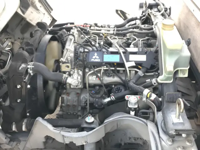 三菱 キャンター TPG-FEA50(2WD)の写真15