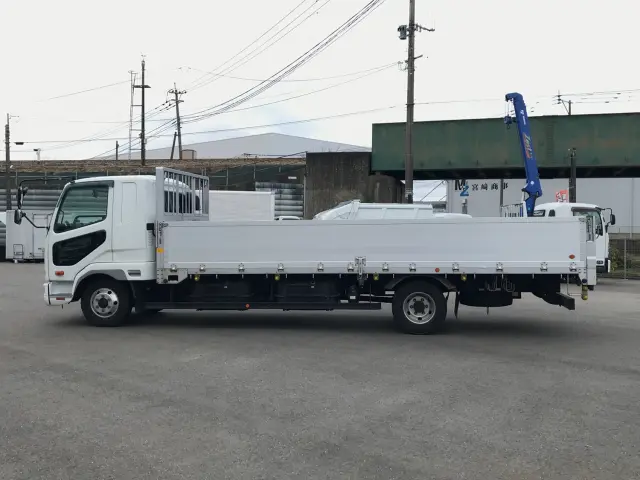 三菱 ファイター 2KG-FK62F(2WD)の写真5