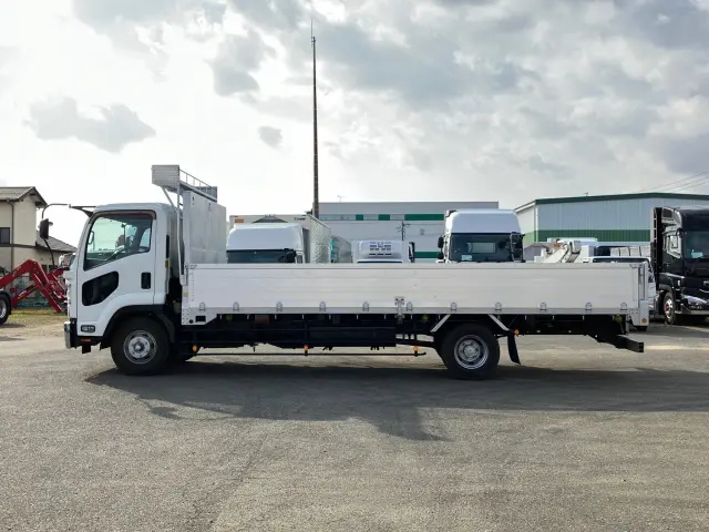 いすゞ フォワード TKG-FRR90S2(2WD)の写真5