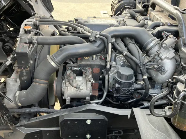 いすゞ フォワード TKG-FRR90S2(2WD)の写真14