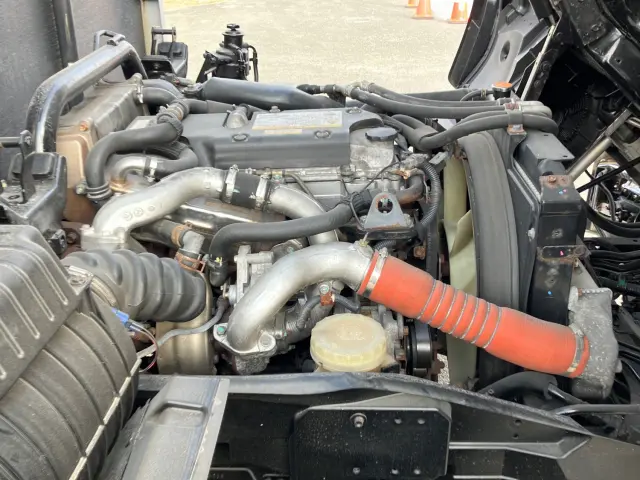 いすゞ フォワード TKG-FRR90S2(2WD)の写真15