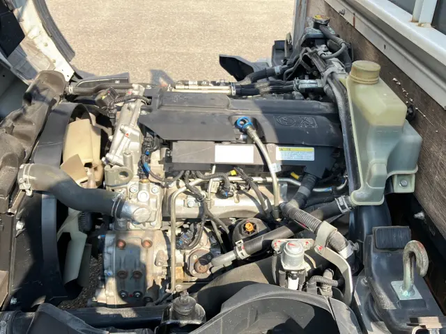 三菱 キャンター TPG-FBA50(2WD)の写真15