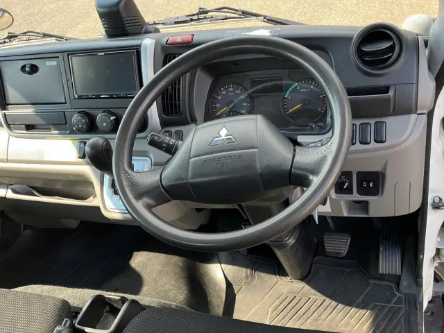 三菱 キャンター TPG-FBA50(2WD)の写真19