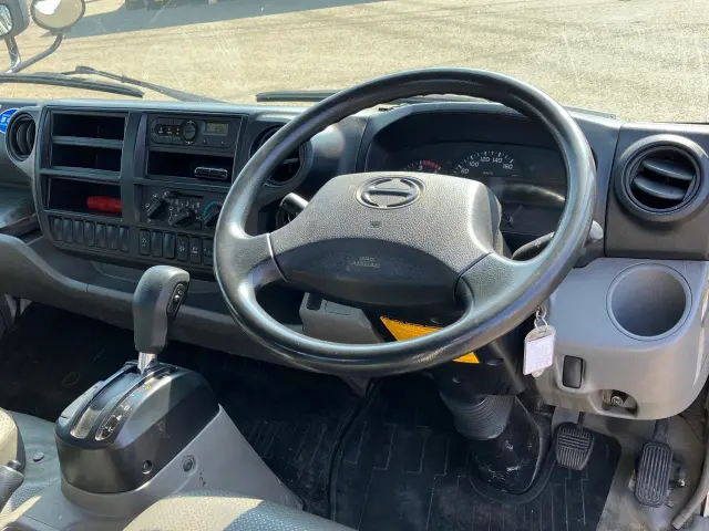 日野 デュトロ TKG-XZC710M(2WD)の写真18