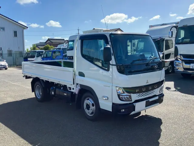 三菱 キャンター 2RG-FBA20(2WD)の写真2