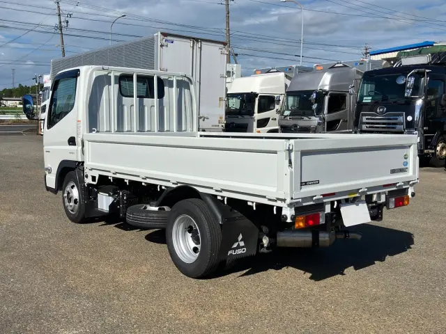 三菱 キャンター 2RG-FBA20(2WD)の写真4