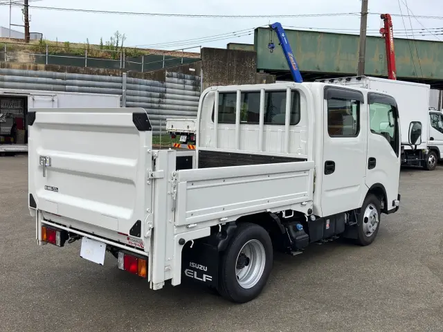 いすゞ エルフ 2RG-NJR88AF(2WD)の写真3