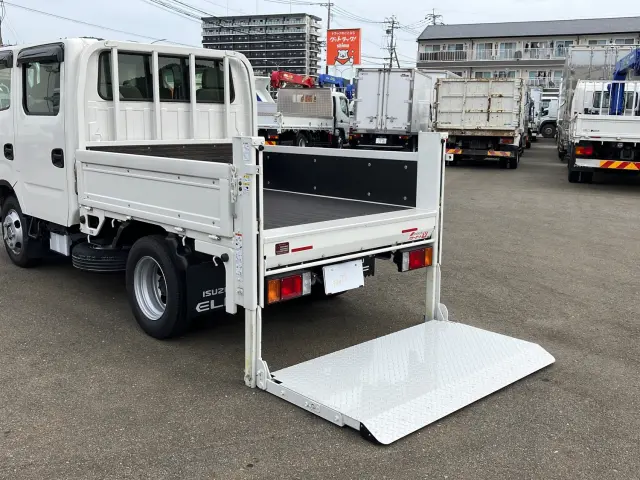 いすゞ エルフ 2RG-NJR88AF(2WD)の写真12